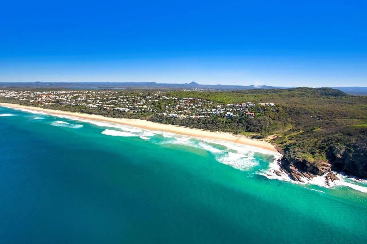 Seagrass - Pacific Ave - Tranquil Beautifully Styled Home Sunshine Beach Tatil Evi